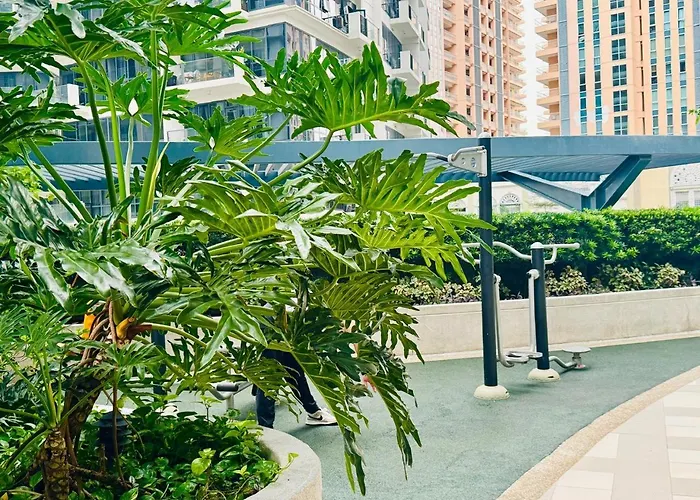 Enter With Nature View *